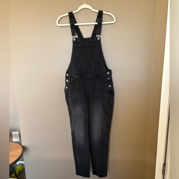 Old Navy Straight Leg Overalls Black Womens size 6 - Picture 2 of 8
